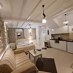 Corfu Breeze Liston Apartments Korfu