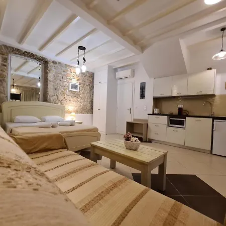 Corfu Breeze Liston Apartments Daire