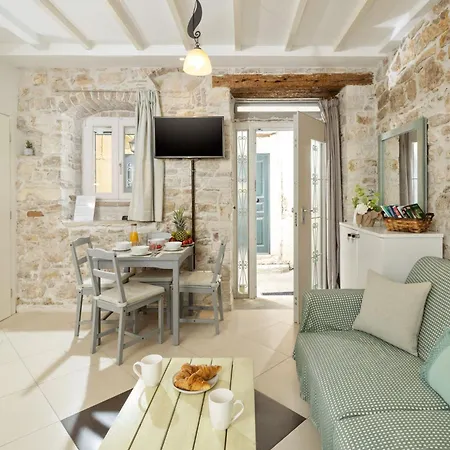 Corfu Breeze Liston Apartman *